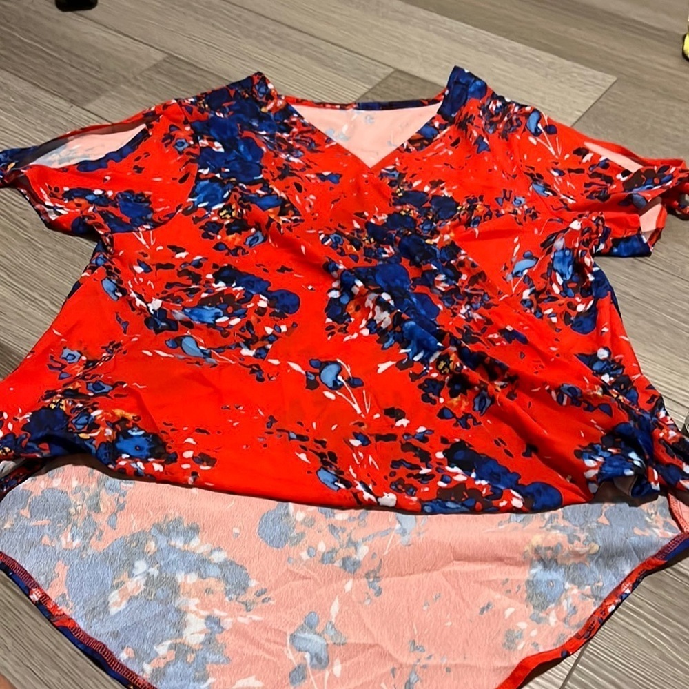 Woman’s blouse